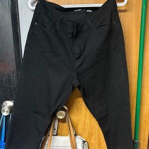 Old Navy women's Black Skinny Jeans